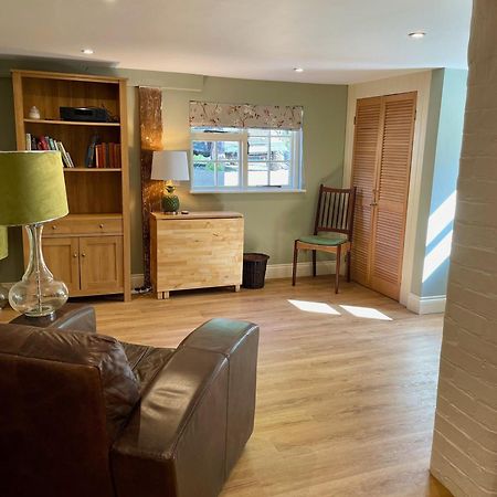 The Grannery Apartment Wadhurst Bagian luar foto