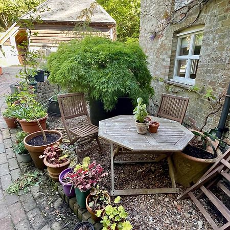 The Grannery Apartment Wadhurst Bagian luar foto